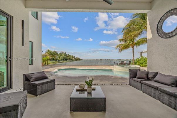 Exterior, Pool, Water