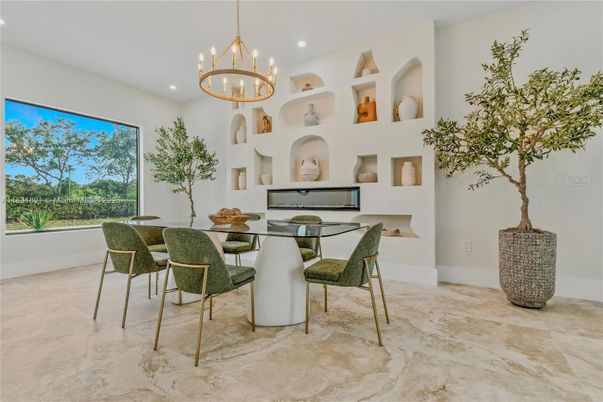 Chandelier, Dining room, Interior, Marble, Recessed Lighting