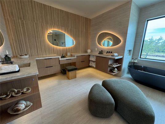 Bathroom, Dual Sink Vanities, Free Standing Baths, Interior