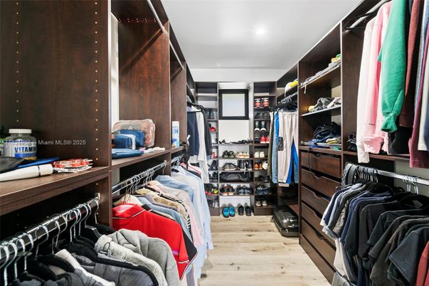 Interior, Recessed Lighting, Walk-in Closets, Wood Texture Flooring