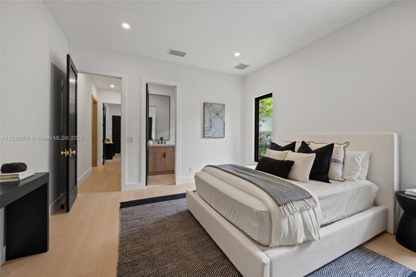 Bathroom, Bedroom, Interior, Recessed Lighting, Wood Texture Flooring