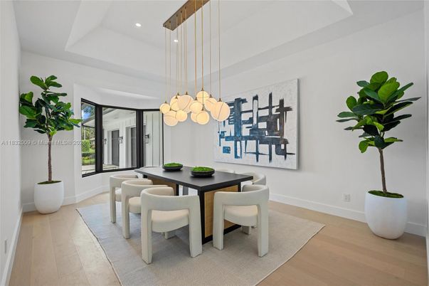 Dining room, Interior, Pendant Lights, Recessed Lighting, Wood Texture Flooring
