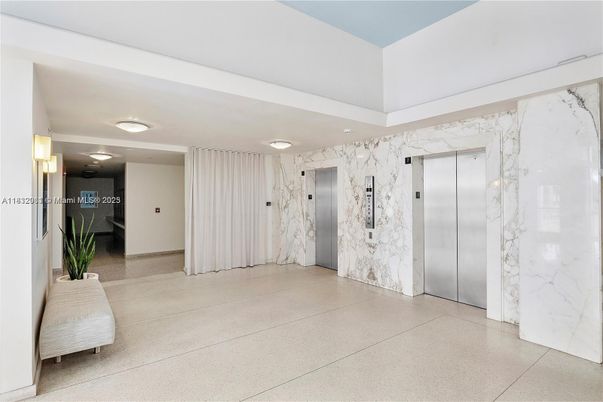 Elevator, Interior, Marble Walls