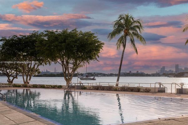 Exterior, Pool, Water