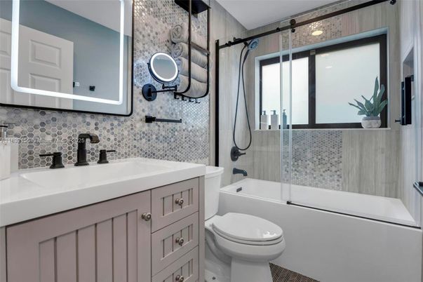 Bathroom, Glass Shower, Interior