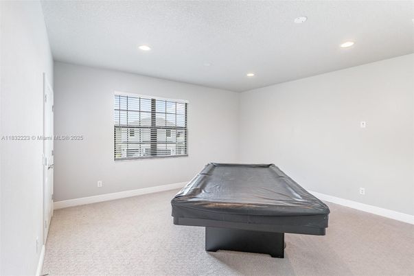 Billiard Table, Game Room, Interior, Recessed Lighting