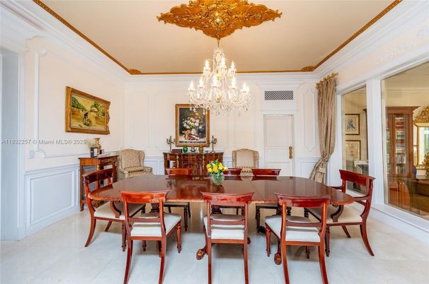 Chandelier, Dining room, Interior