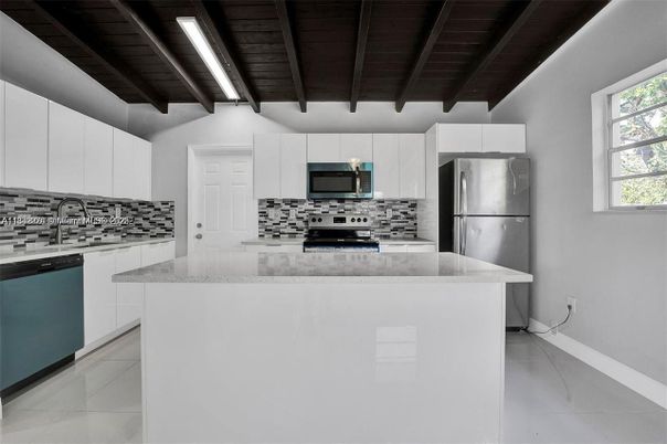 Interior, Kitchen, Stainless Steel Appliances, Wooden Beams, Wooden Ceilings