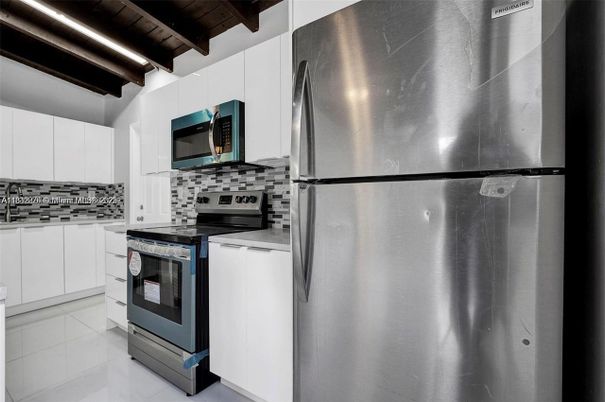 Interior, Kitchen, Stainless Steel Appliances