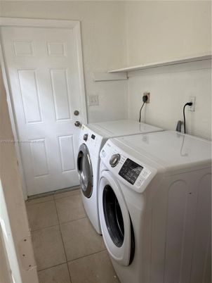 Interior, Washer
