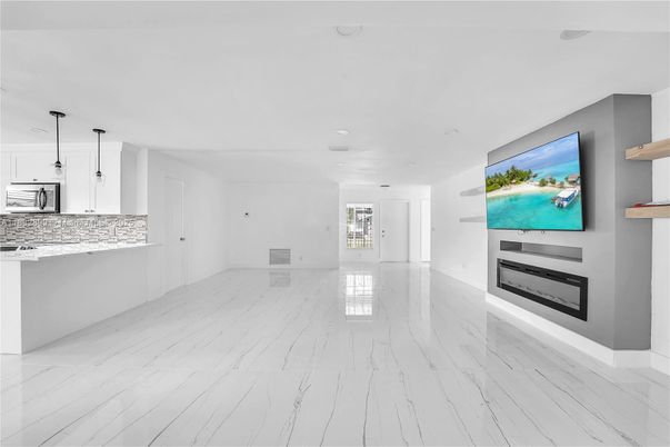 Empty room, Fireplace, Interior, Kitchen, Marble, Pendant Lights, Recessed Lighting