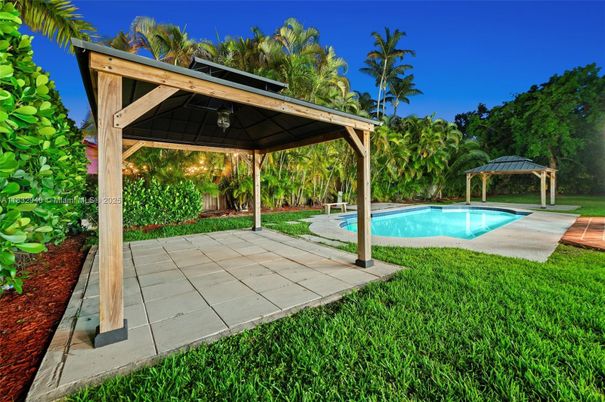 Backyard, Exterior, Pool