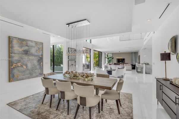 Dining room, Fireplace, Interior, Living room, Pendant Lights, Recessed Lighting