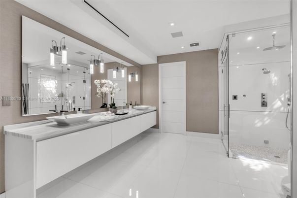 Bathroom, Dual Sink Vanities, Glass Shower, Interior, Recessed Lighting