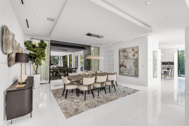 Chandelier, Dining room, Interior, Pendant Lights, Recessed Lighting