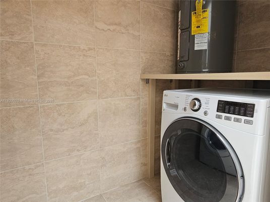 Interior, Washer
