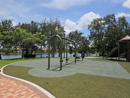 Backyard, Exterior, Playground, Water