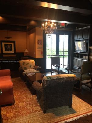 Chandelier, Interior, Living room