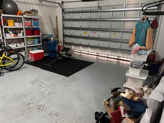 Garage, Interior
