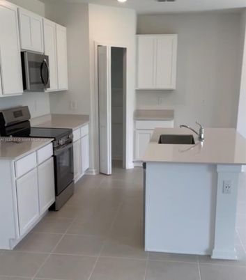 Interior, Kitchen, Recessed Lighting