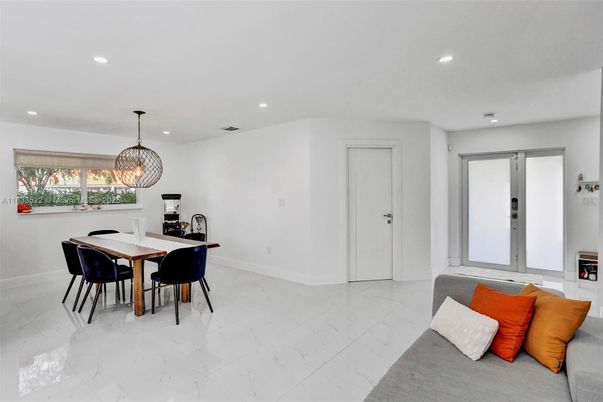 Dining room, Interior, Marble, Pendant Lights, Recessed Lighting