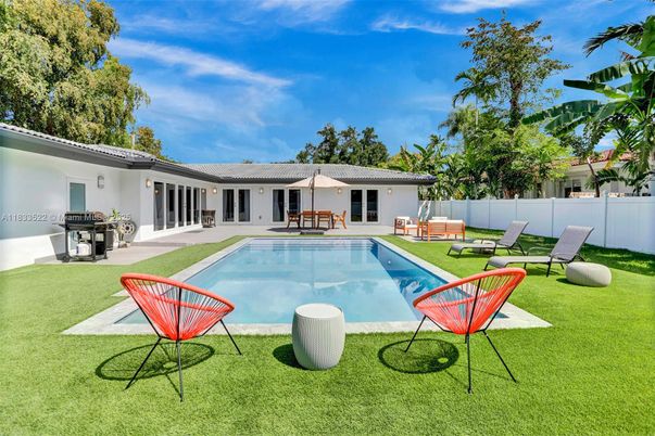 Backyard, Exterior, Pool