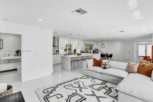 Interior, Kitchen, Living room, Pendant Lights, Recessed Lighting