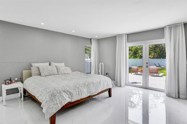 Bedroom, Interior, Marble, Recessed Lighting