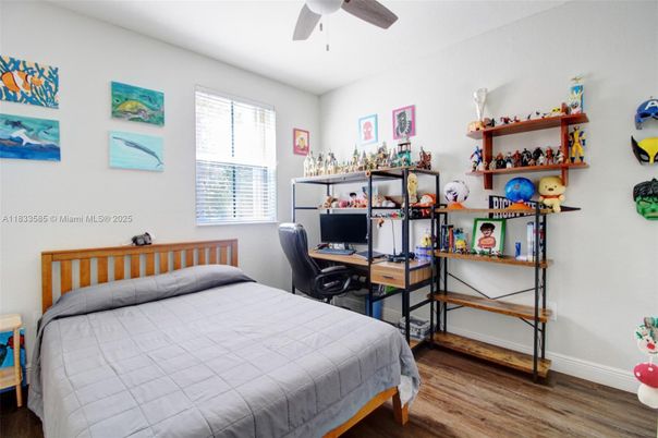 Bedroom, Home Office, Interior, Wood Texture Flooring
