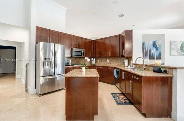 Interior, Kitchen, Stainless Steel Appliances