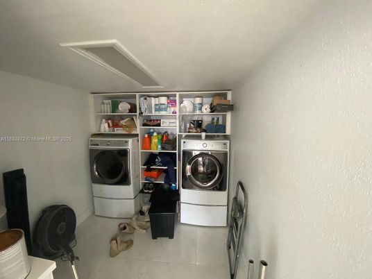 Interior, Utility Closets, Washer