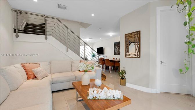 Dining room, Interior, Living room, Recessed Lighting