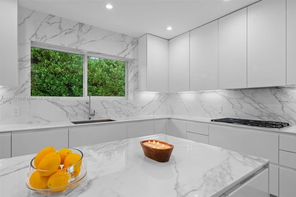 Interior, Kitchen, Marble Walls, Recessed Lighting