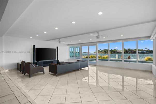 Interior, Living room, Marble, Recessed Lighting, Water