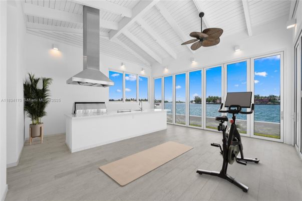 Fitness Equipment, Interior, Kitchen, Water, Wood Texture Flooring