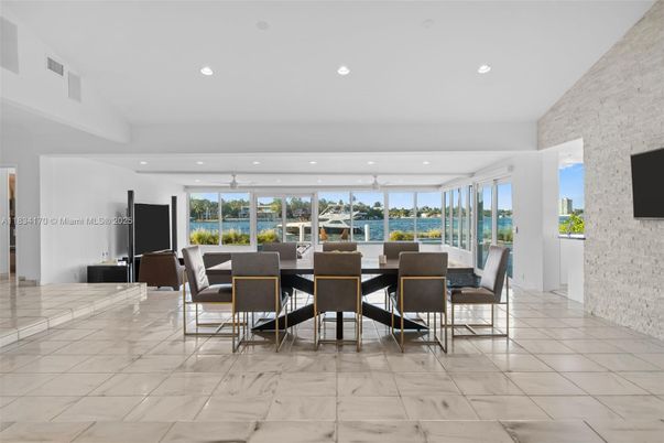 Dining room, Interior, Marble, Recessed Lighting