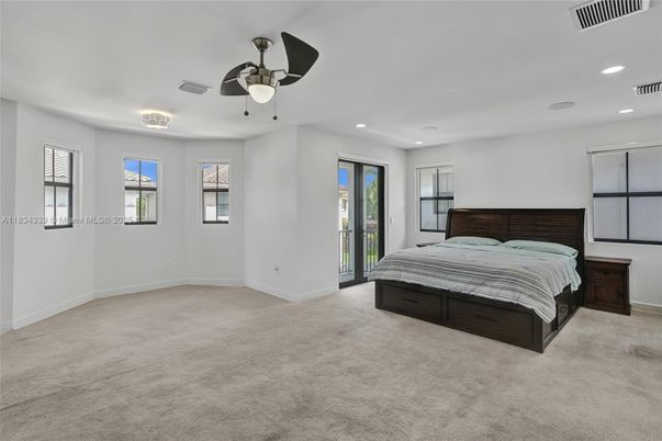 Bedroom, Interior, Recessed Lighting