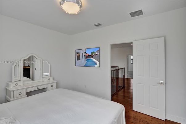 Bedroom, Interior, Wood Texture Flooring
