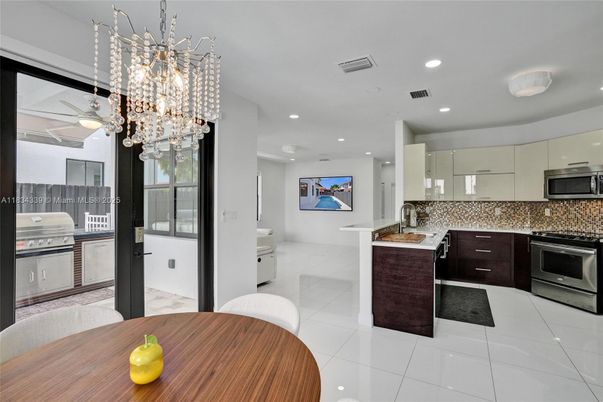 Interior, Kitchen, Pendant Lights, Recessed Lighting, Stainless Steel Appliances