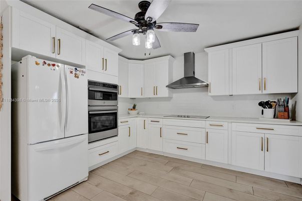 Interior, Kitchen, Stainless Steel Appliances, Wood Texture Flooring