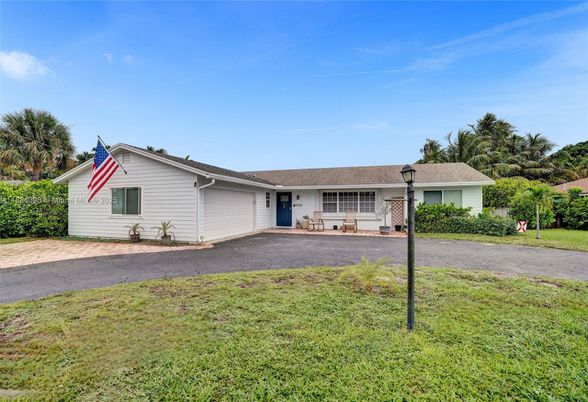 Attached, Backyard, Exterior, Facade, Ranch
