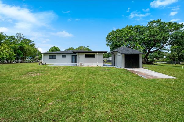Backyard, Detached Garage, Exterior