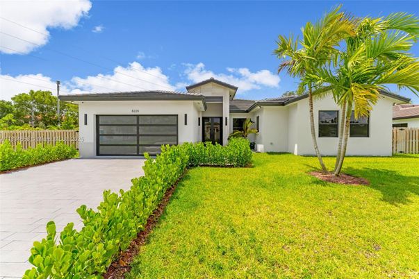 Attached, Backyard, Exterior, Facade, Ranch