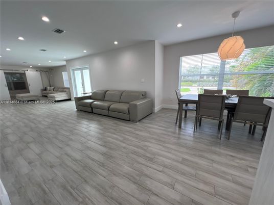 Dining room, Interior, Living room, Pendant Lights, Recessed Lighting, Wood Texture Flooring