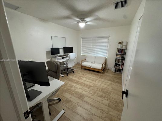 Interior, Washer, Wood Texture Flooring