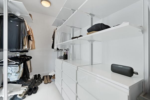 Interior, Walk-in Closets