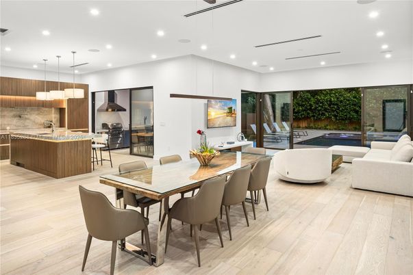 Dining room, Interior, Kitchen, Living room, Pendant Lights, Recessed Lighting, Wood Texture Flooring