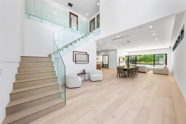 Dining room, Interior, Living room, Recessed Lighting, Wood Texture Flooring