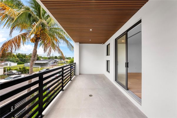 Exterior, Recessed Lighting