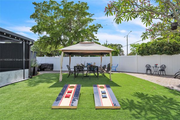 Backyard, Exterior